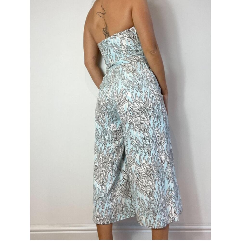 H&M Bandeau Belted Jumpsuit Size 4  Wide Leg Crop Spring Light Blue Leaf Print - Picture 2 of 13
